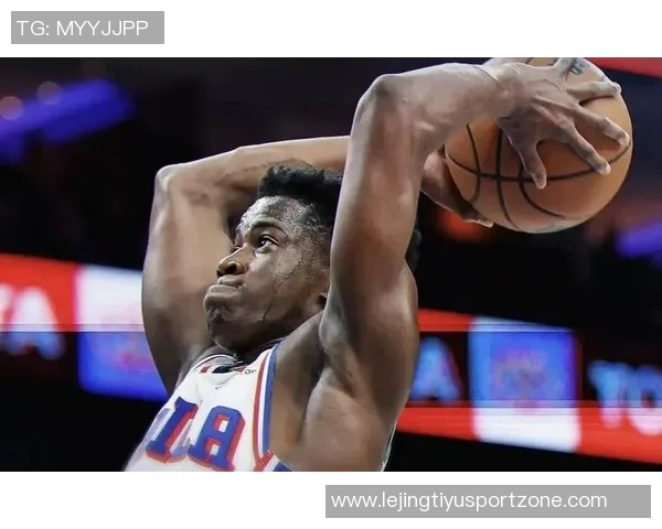 探花埃奇库姆首秀狂砍14分创新秀首节得分历史新高